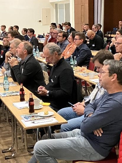 180 Teilnehmer bei der 33. Informationsveranstaltung am 8.11.2023.