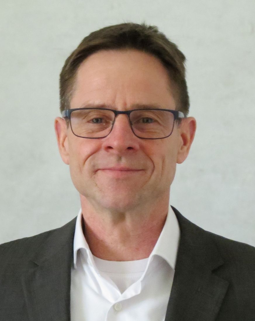 Karl-Jörg Seelbach, Mitglied
